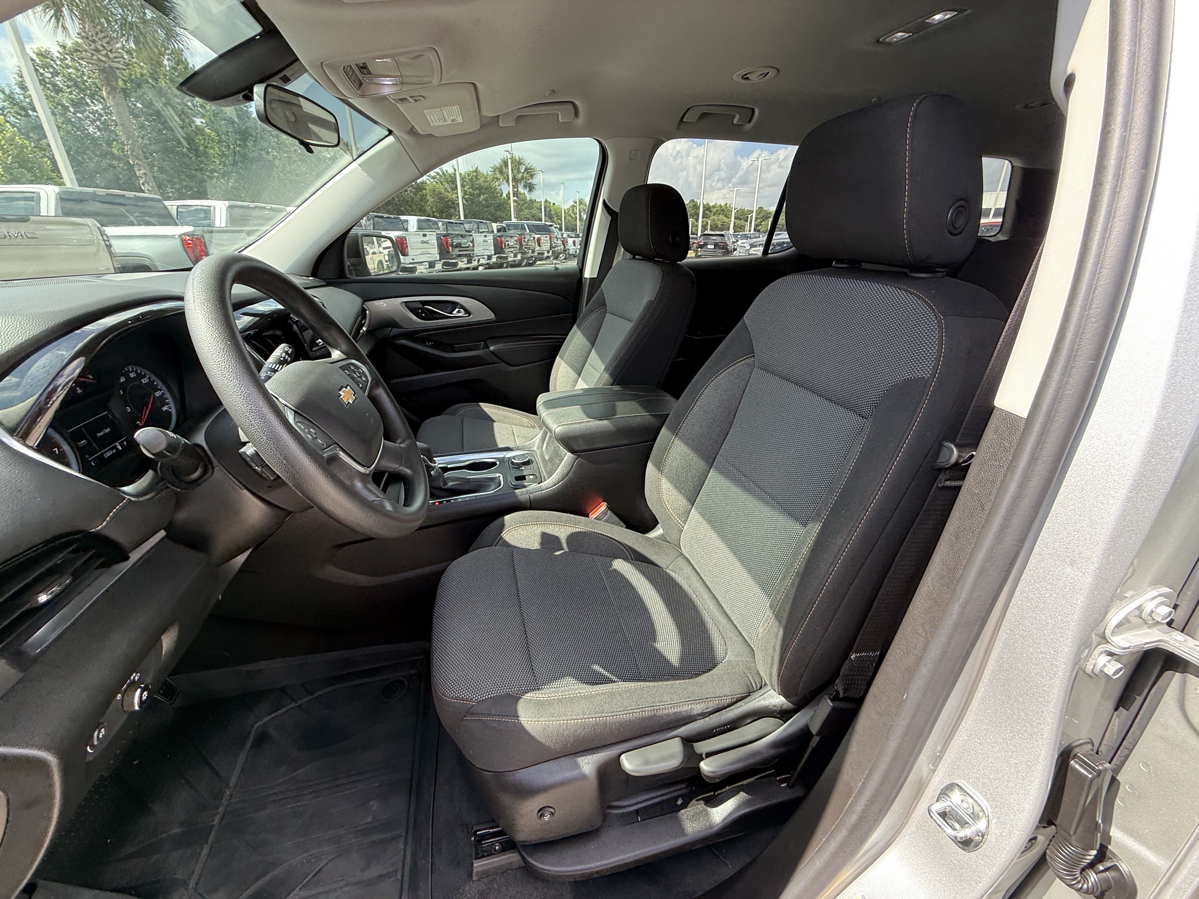 Used 2021 Chevrolet Traverse LS w/ LPO, Floor Liner Package FWD image 28