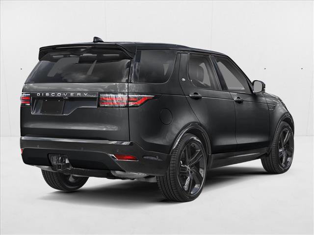 New 2024 Land Rover Discovery S image 2