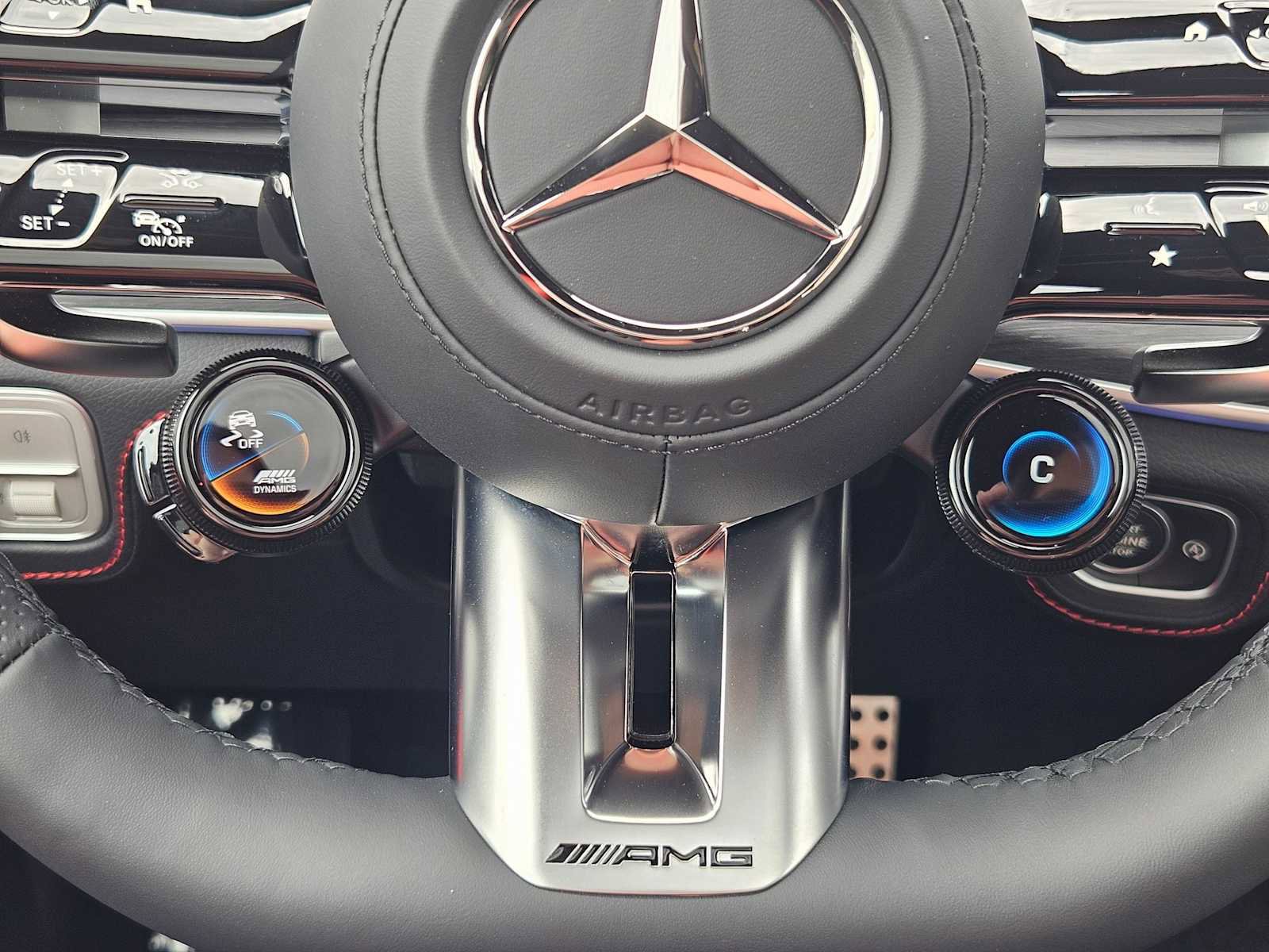 New 2025 Mercedes-Benz GLE 53 AMG 4MATIC Coupe image 38