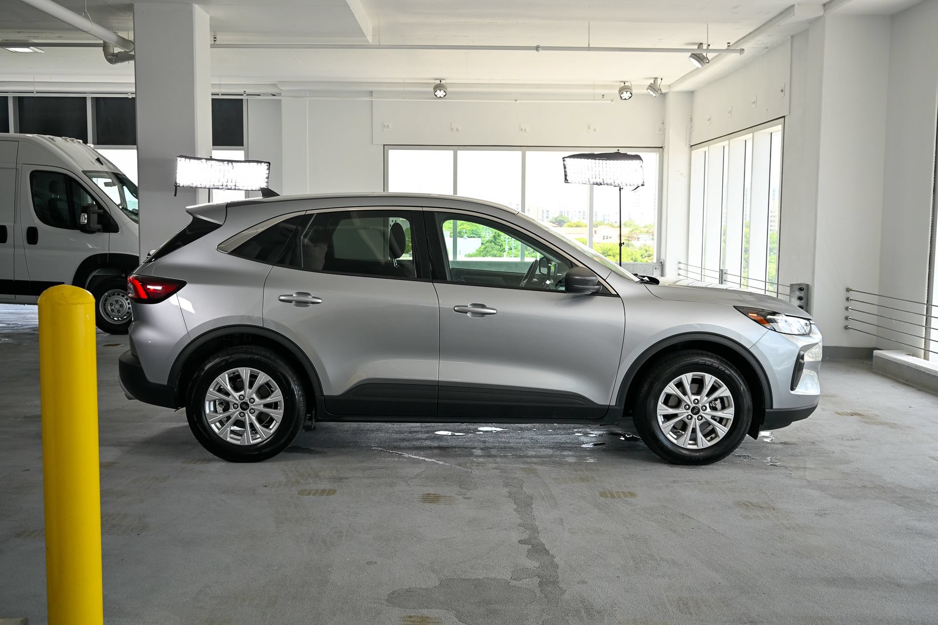 Used 2024 Ford Escape Active FWD image 11