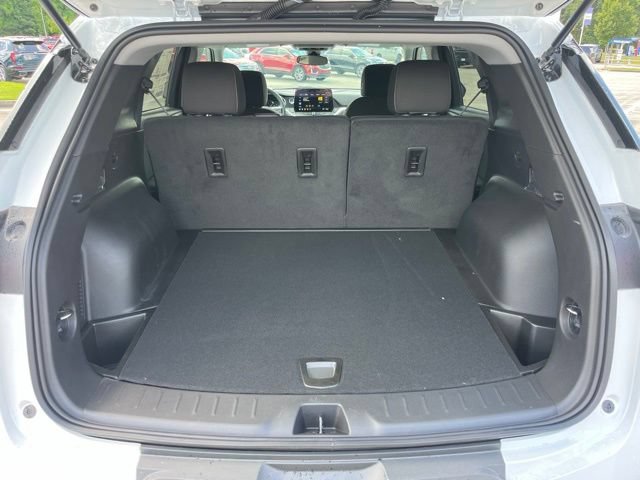 New 2026 Chevrolet Blazer LT w/ LPO, Floor Liner Package FWD image 6