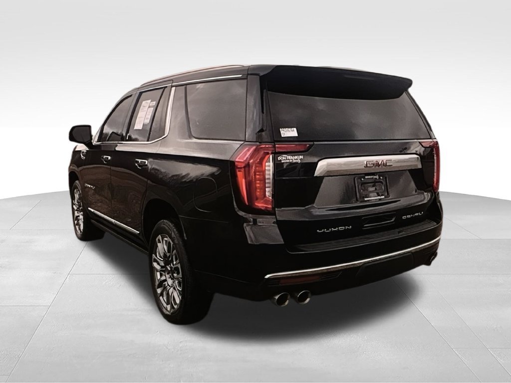 Used 2023 GMC Yukon Denali AWD/4WD image 6