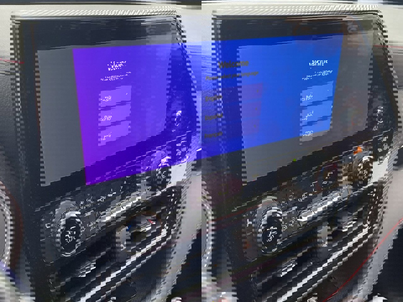 Used 2023 Toyota Highlander XSE image 6