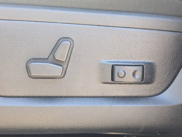 New 2026 RAM 2500 Big Horn AWD/4WD image 19