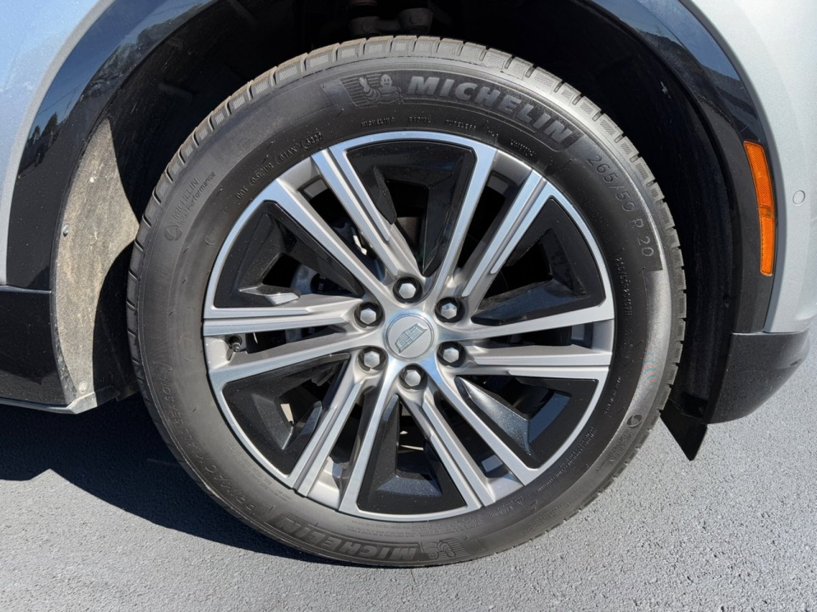 Used 2024 Cadillac Lyriq Luxury w/ LPO, Floor Liner Package image 39