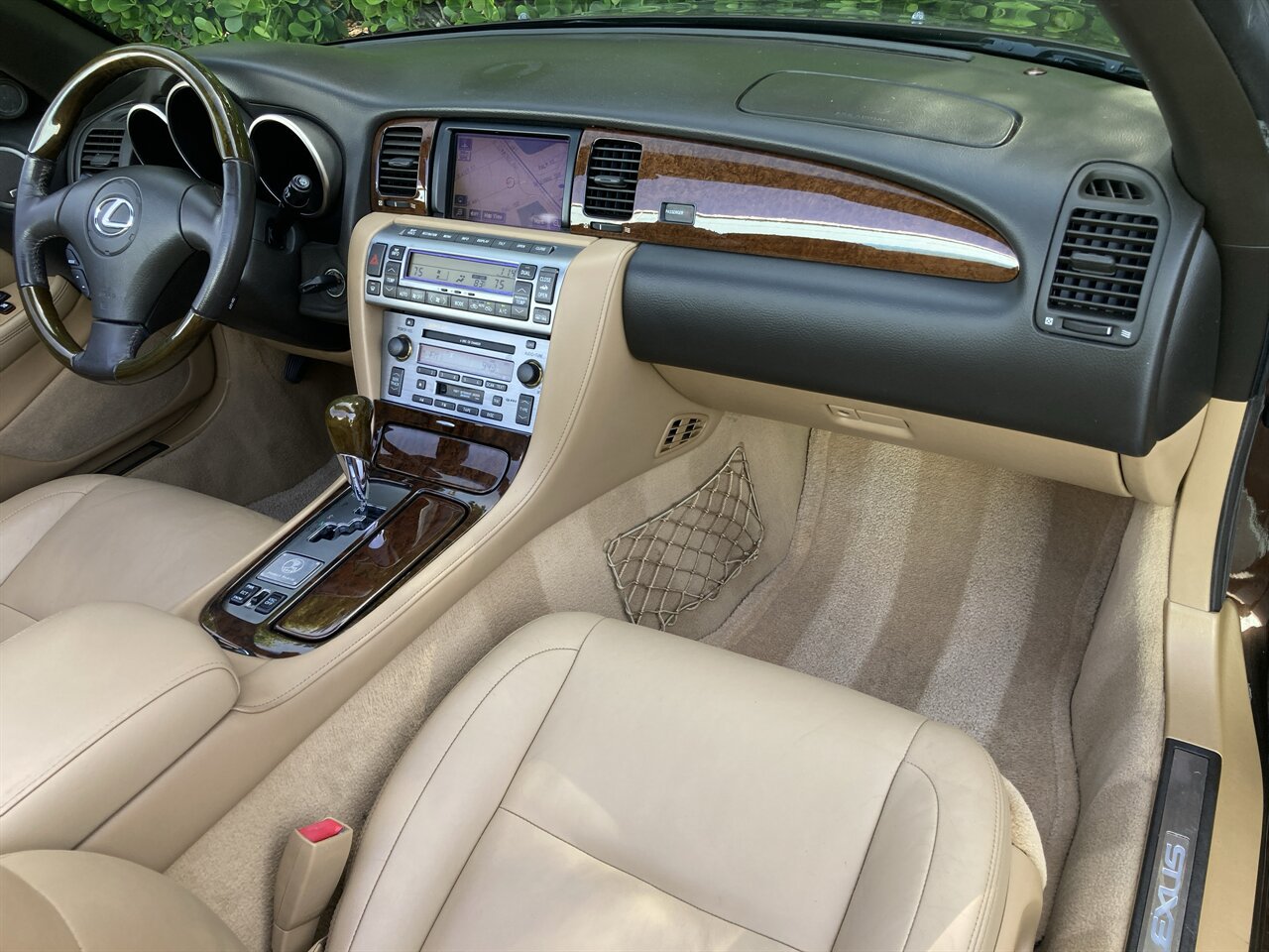 Used 2006 Lexus SC 430 Convertible RWD image 19