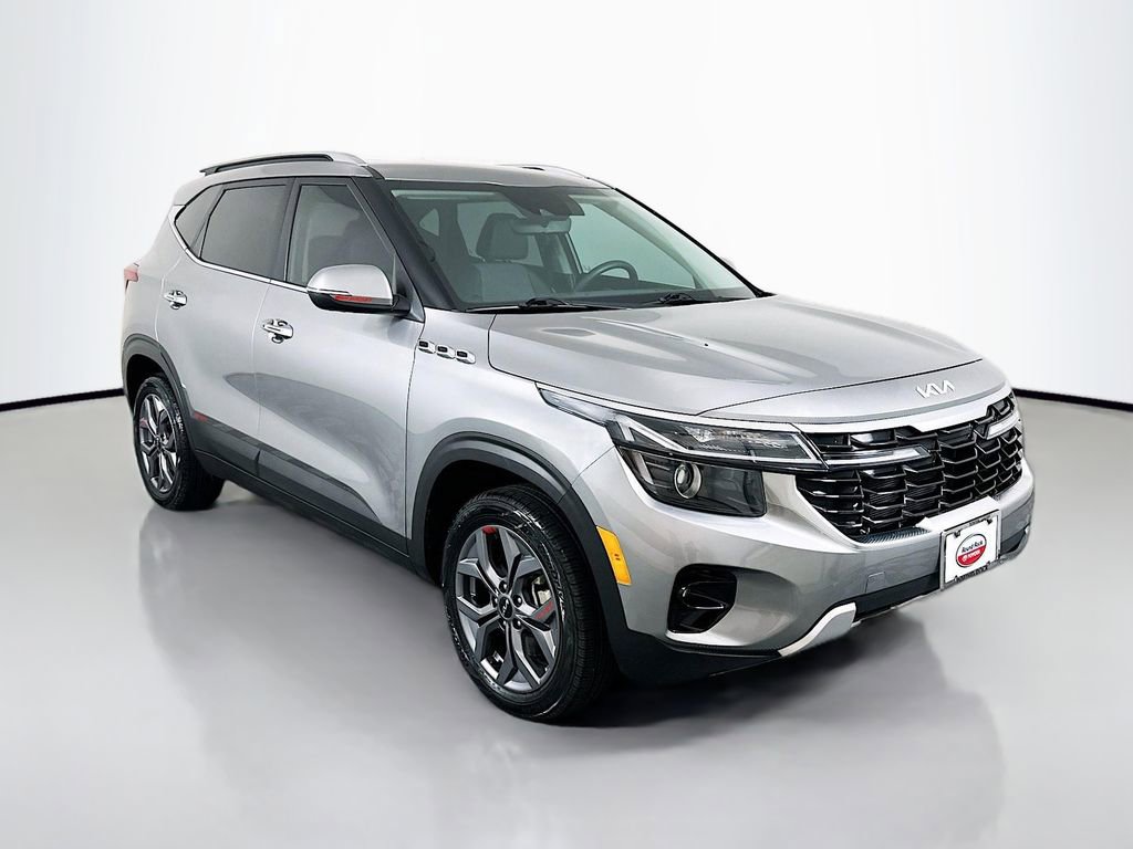 Used 2024 Kia Seltos S AWD/4WD image 3