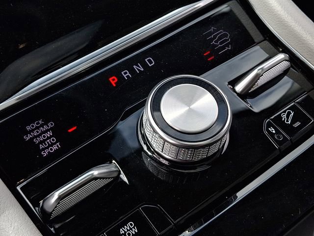 Used 2022 Jeep Grand Cherokee Overland AWD/4WD image 15