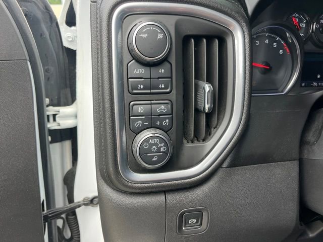 Used 2019 Chevrolet Silverado 1500 LT Trail Boss AWD/4WD image 19