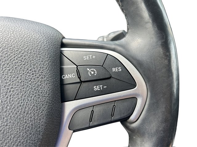 Used 2014 Jeep Cherokee Trailhawk w/ Comfort/Convenience Group AWD/4WD image 41