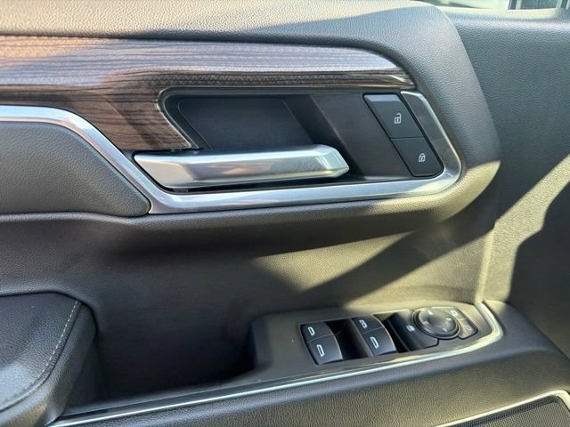 Used 2024 Chevrolet Silverado 1500 LT AWD/4WD image 26