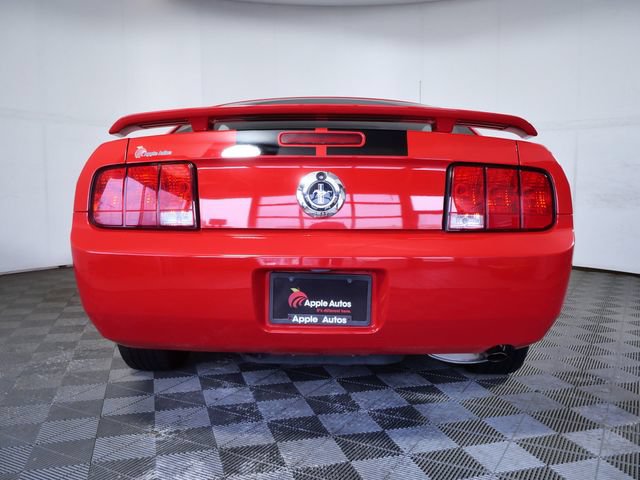 Used 2005 Ford Mustang Coupe RWD image 7