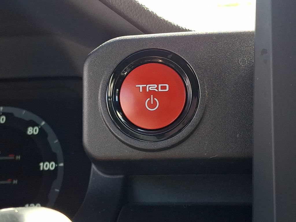 Used 2025 Toyota 4Runner TRD Off-Road AWD/4WD image 26