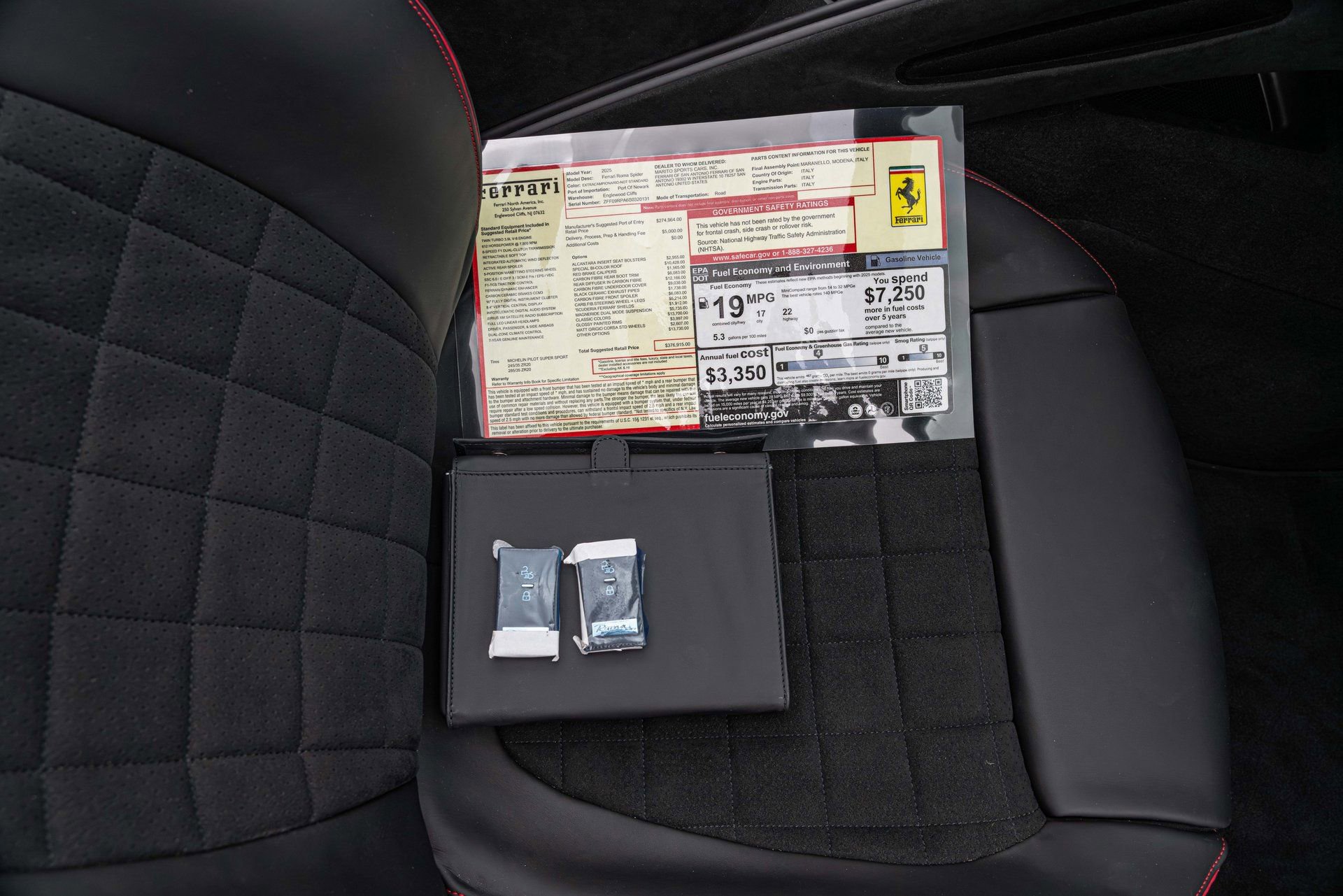 Certified 2025 Ferrari Roma Spider RWD image 26