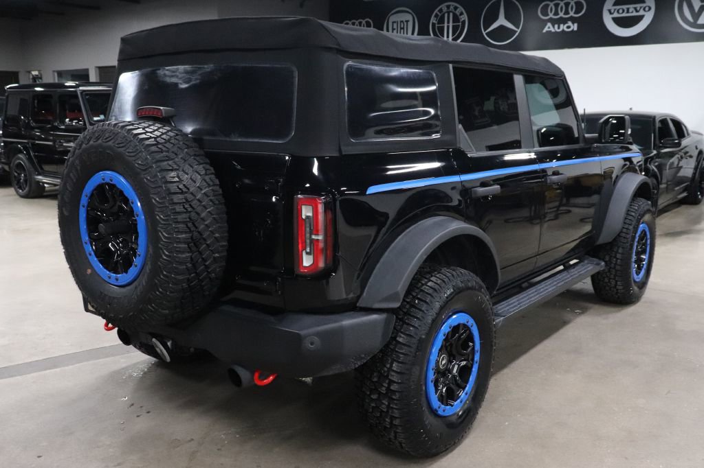 Used 2022 Ford Bronco Wildtrak image 5