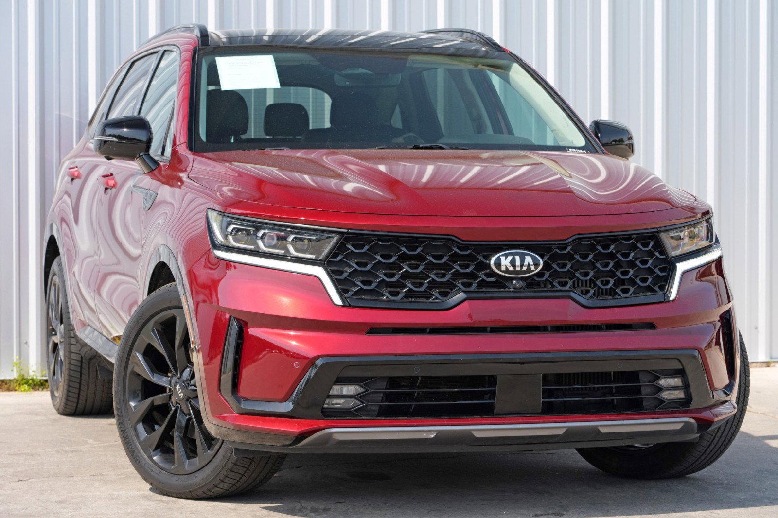 Used 2021 Kia Sorento SX image 2