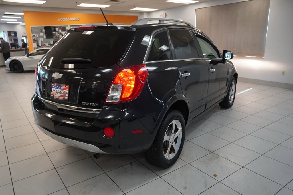 Used 2014 Chevrolet Captiva Sport LT FWD image 13