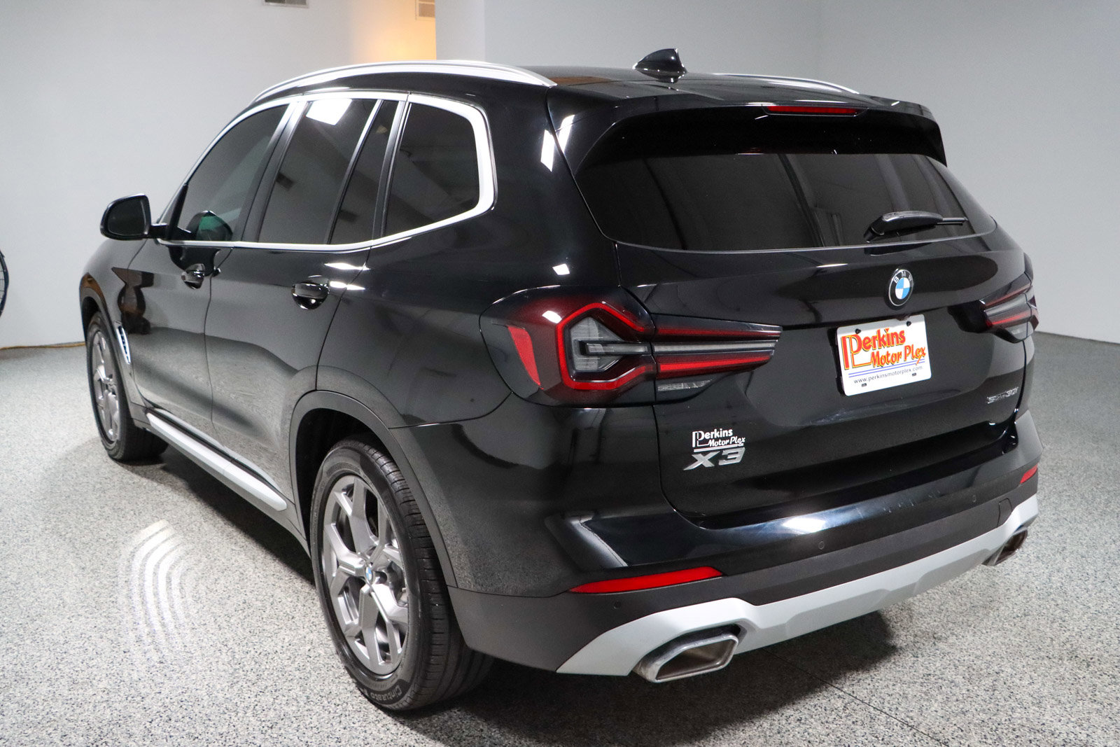 Used 2023 BMW X3 sDrive30i w/ Convenience Package w/ZPA RWD image 9