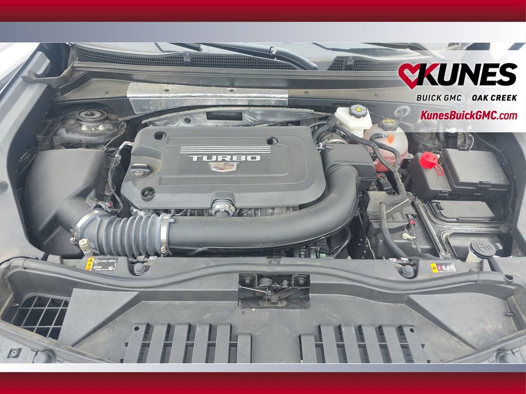 Used 2025 Cadillac XT4 Premium Luxury image 23