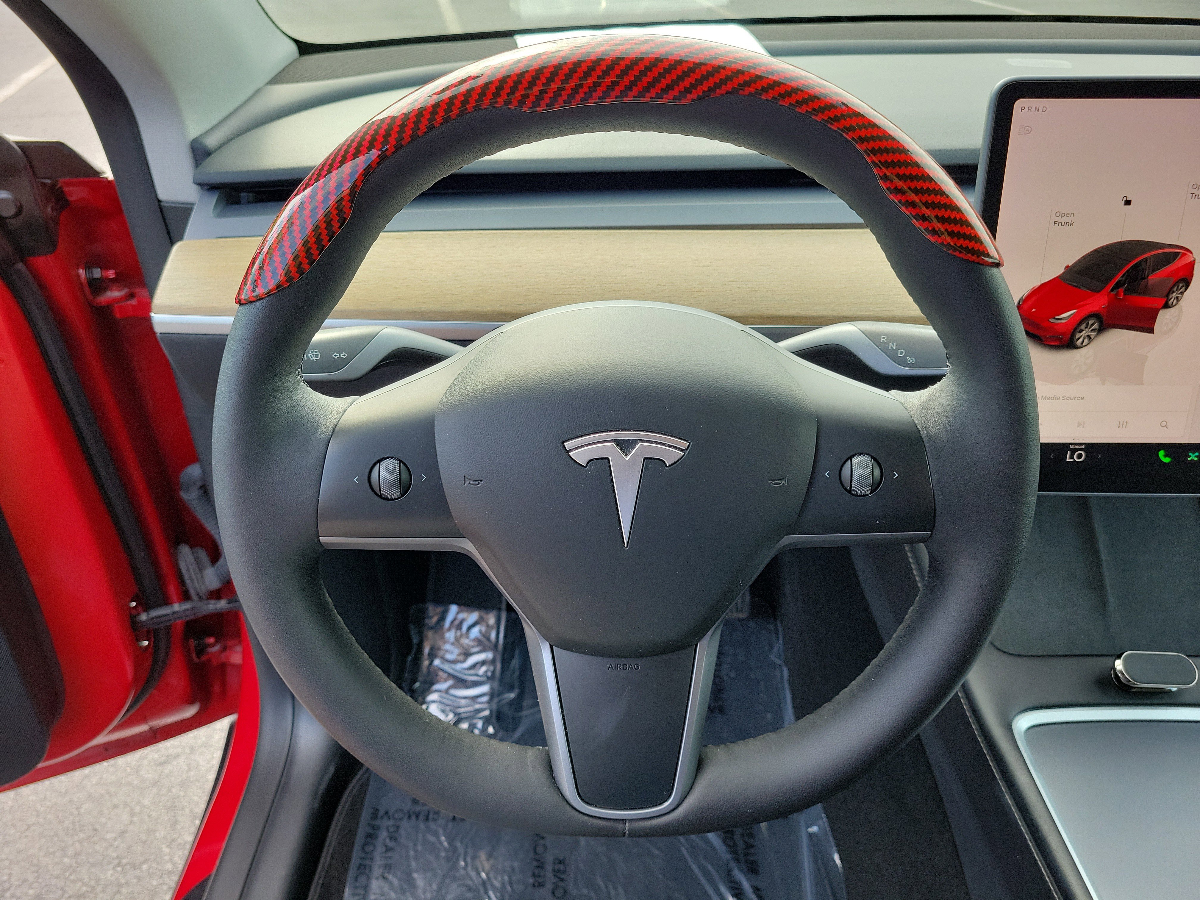 Used 2022 Tesla Model Y Long Range AWD/4WD image 25