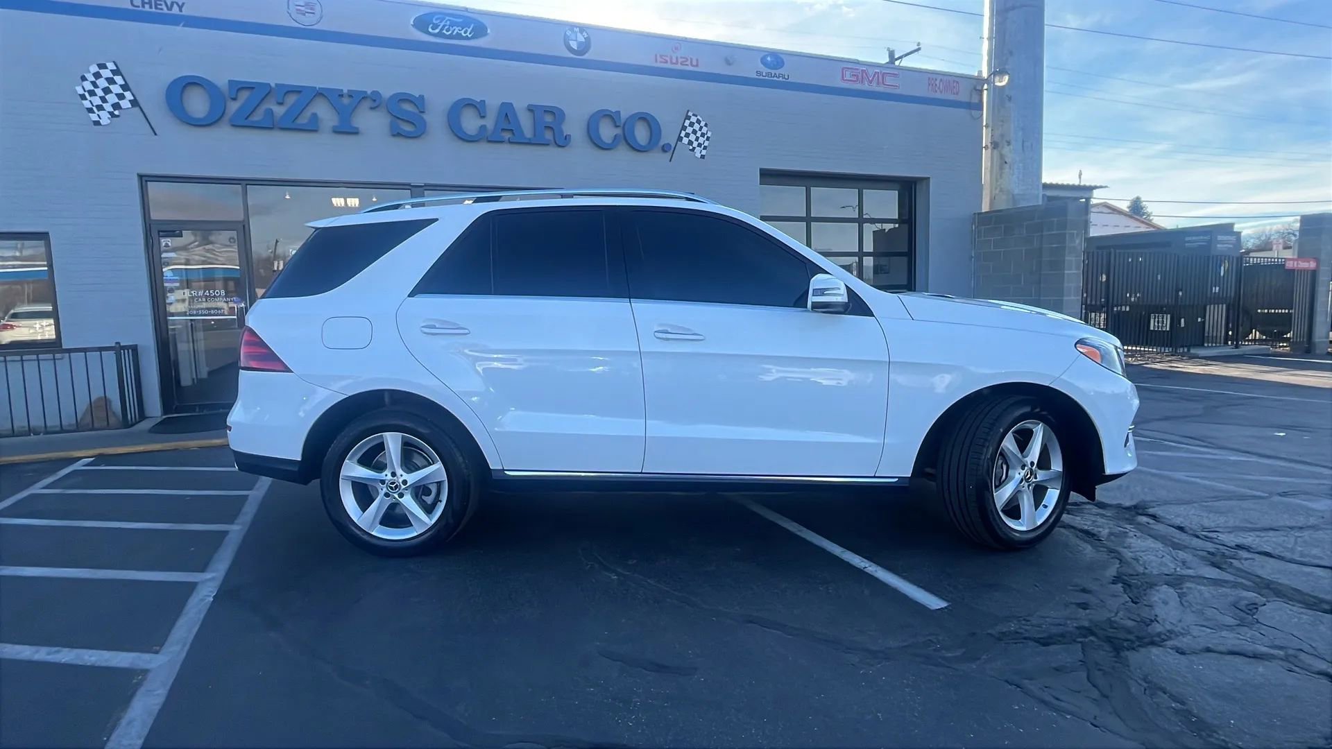 Used 2018 Mercedes-Benz GLE 350 GLE 350 4MATIC Sport Utility 4 image 2