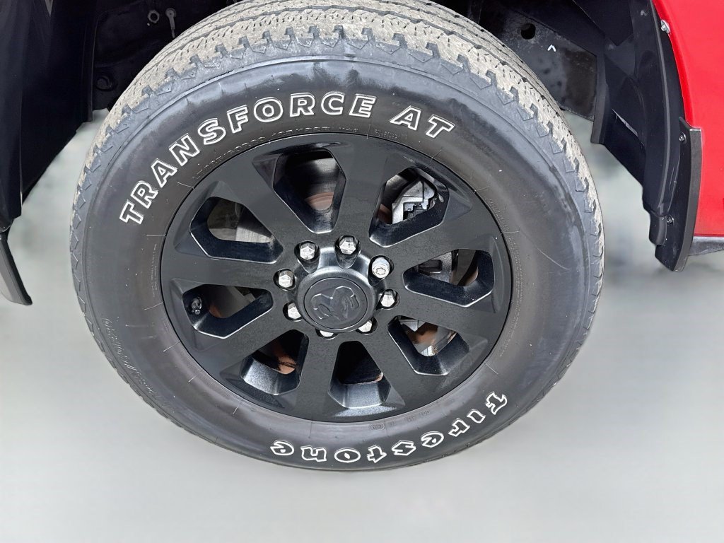 Used 2024 RAM 3500 Big Horn w/ Night Edition AWD/4WD image 36