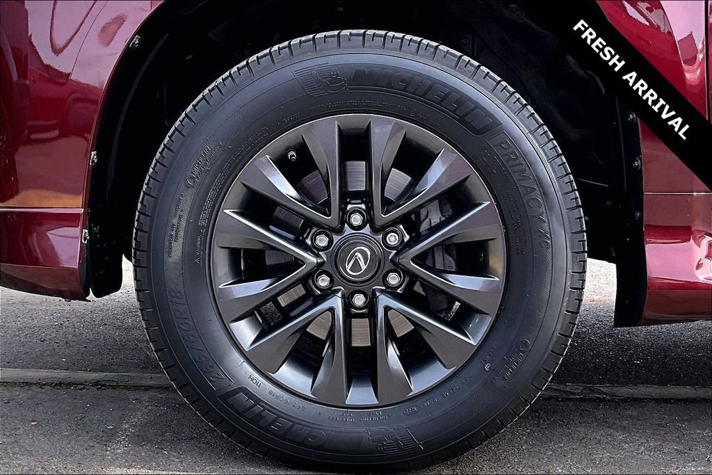 Used 2020 Lexus GX 460 Premium w/ Premium Package image 33