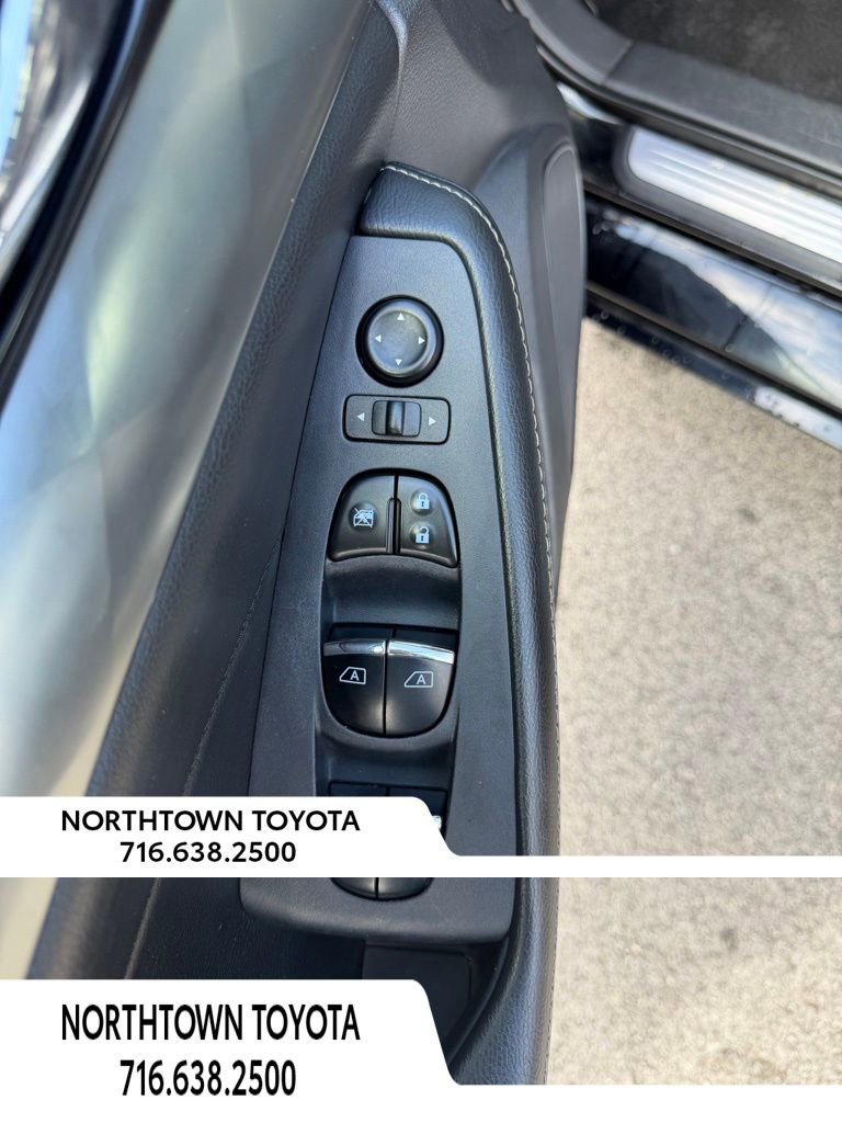 Used 2019 Nissan Maxima 3.5 SV w/ Floor Mat Group FWD image 21