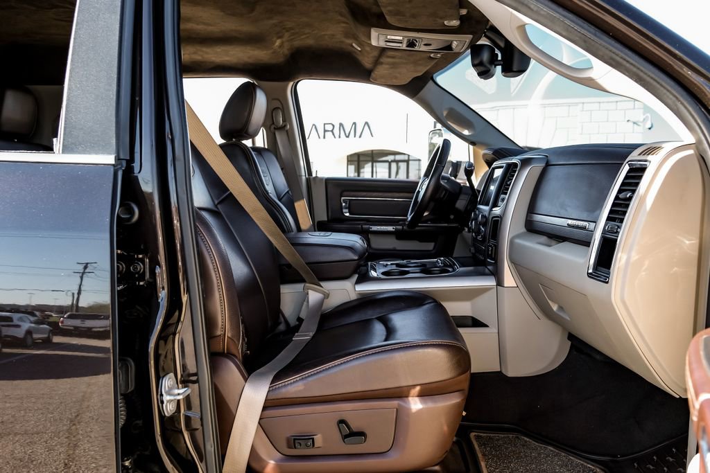 Used 2017 RAM 3500 Laramie Longhorn image 41