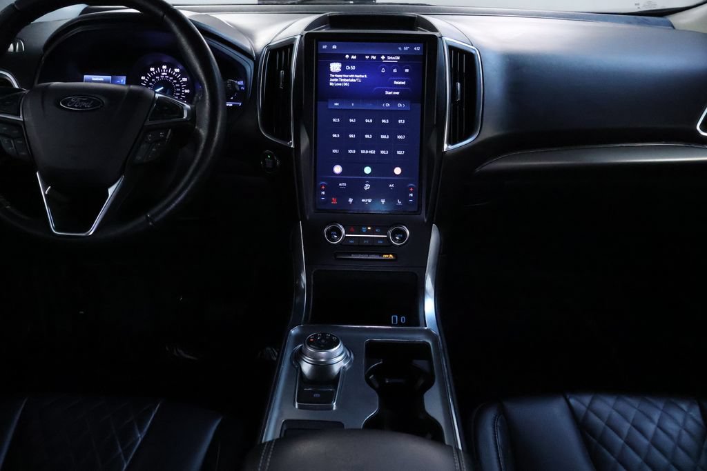 Used 2024 Ford Edge Titanium AWD/4WD image 17