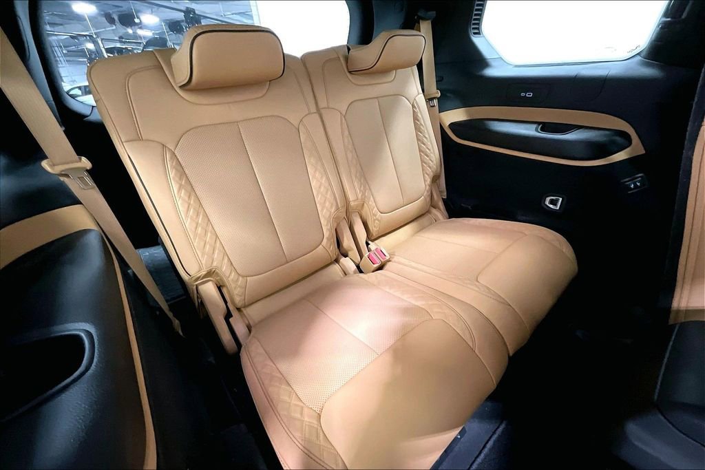 Used 2025 Jeep Grand Cherokee L Summit image 37