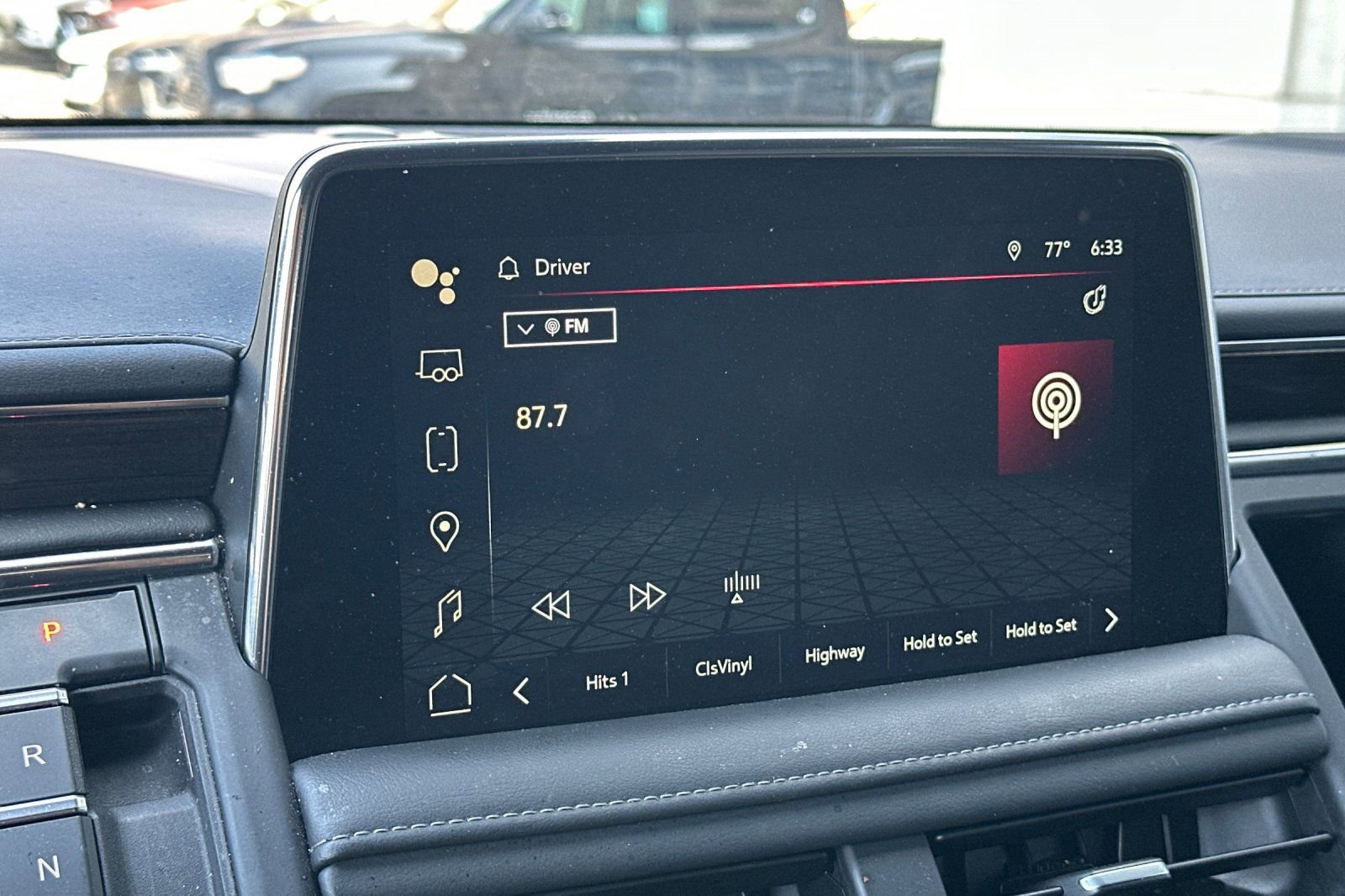 Used 2022 GMC Yukon SLE image 26