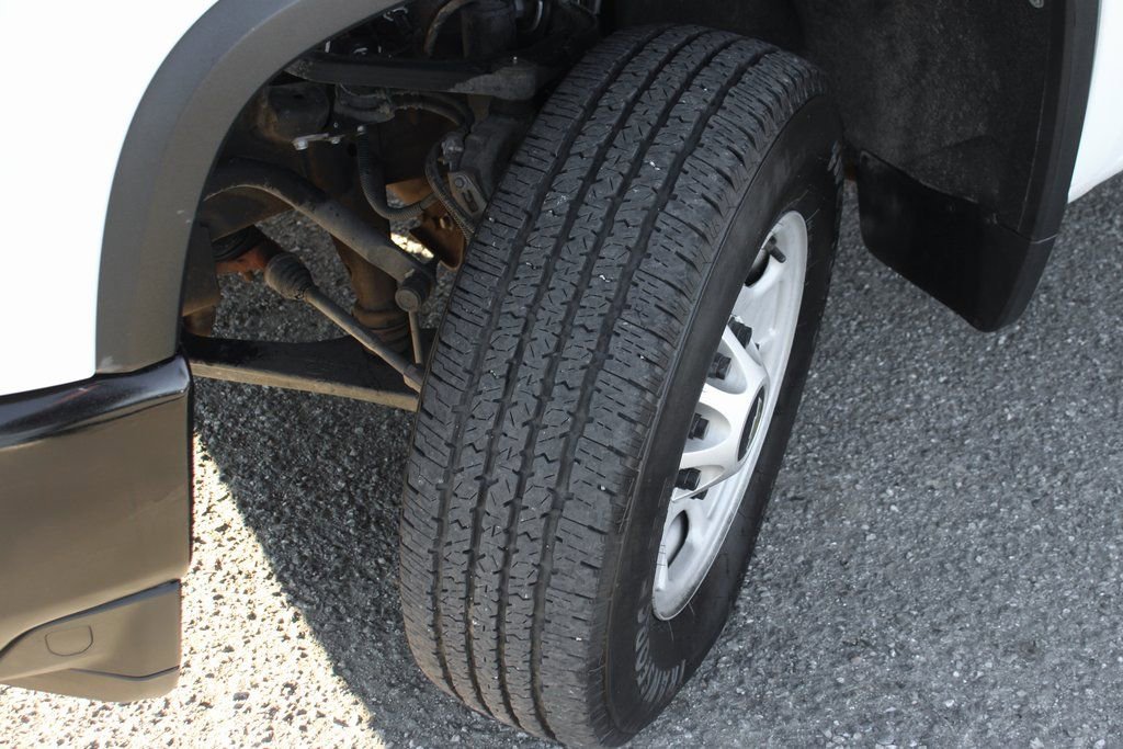 Used 2021 Chevrolet Silverado 2500 W/T image 34