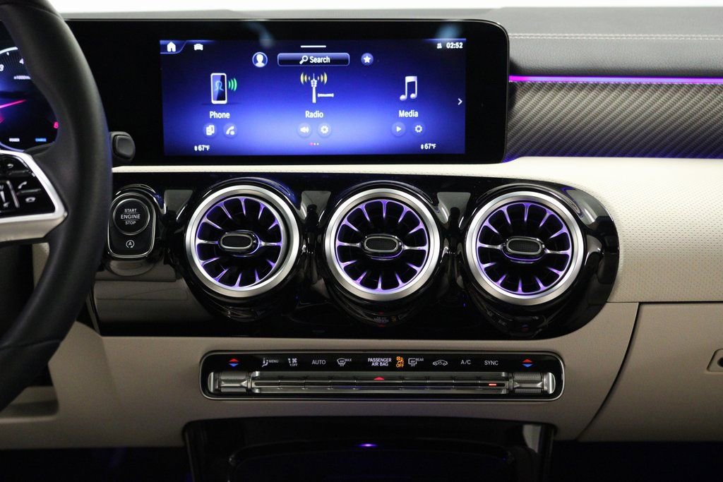 Certified 2025 Mercedes-Benz CLA 250 4MATIC image 15