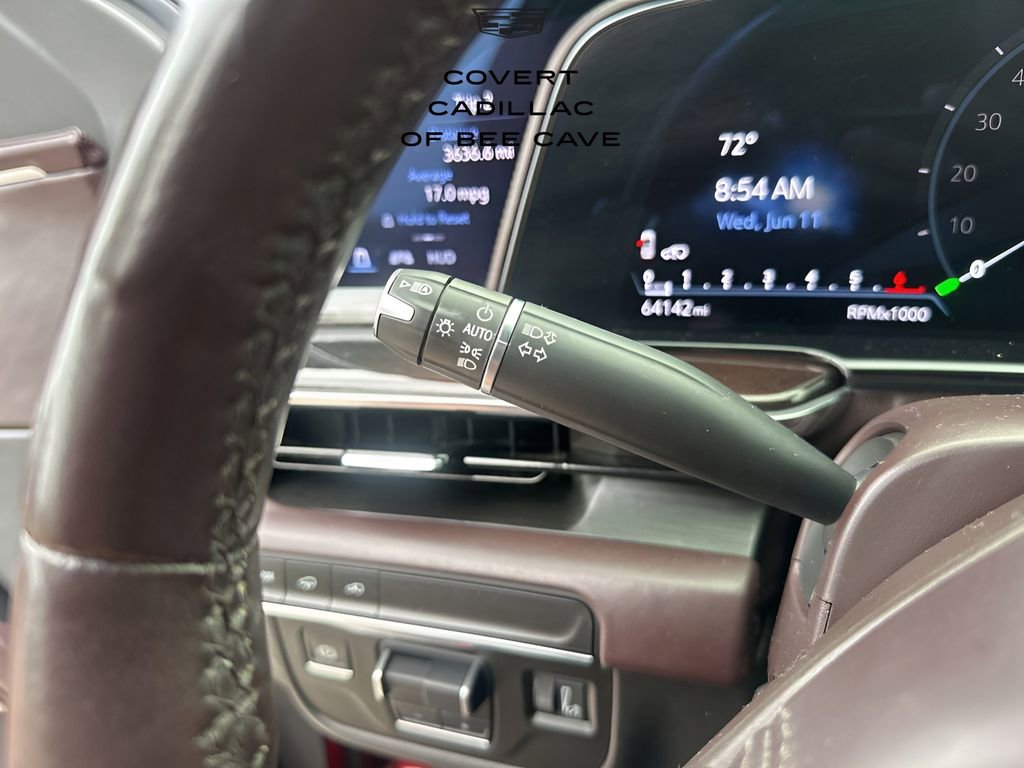 Used 2022 Cadillac Escalade Sport Platinum w/ Heavy-Duty Trailer Package image 39