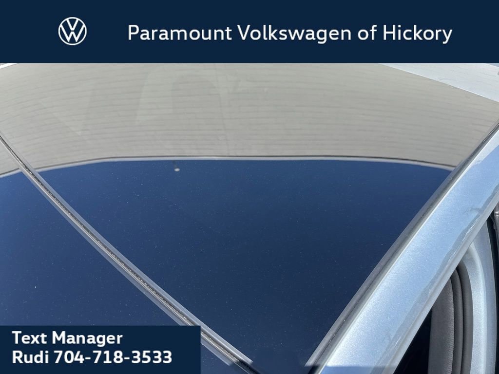 New 2026 Volkswagen GTI SE FWD image 36