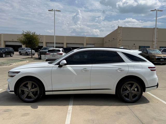 Used 2024 Genesis GV70 2.5T w/ Sport Prestige Package AWD/4WD image 11
