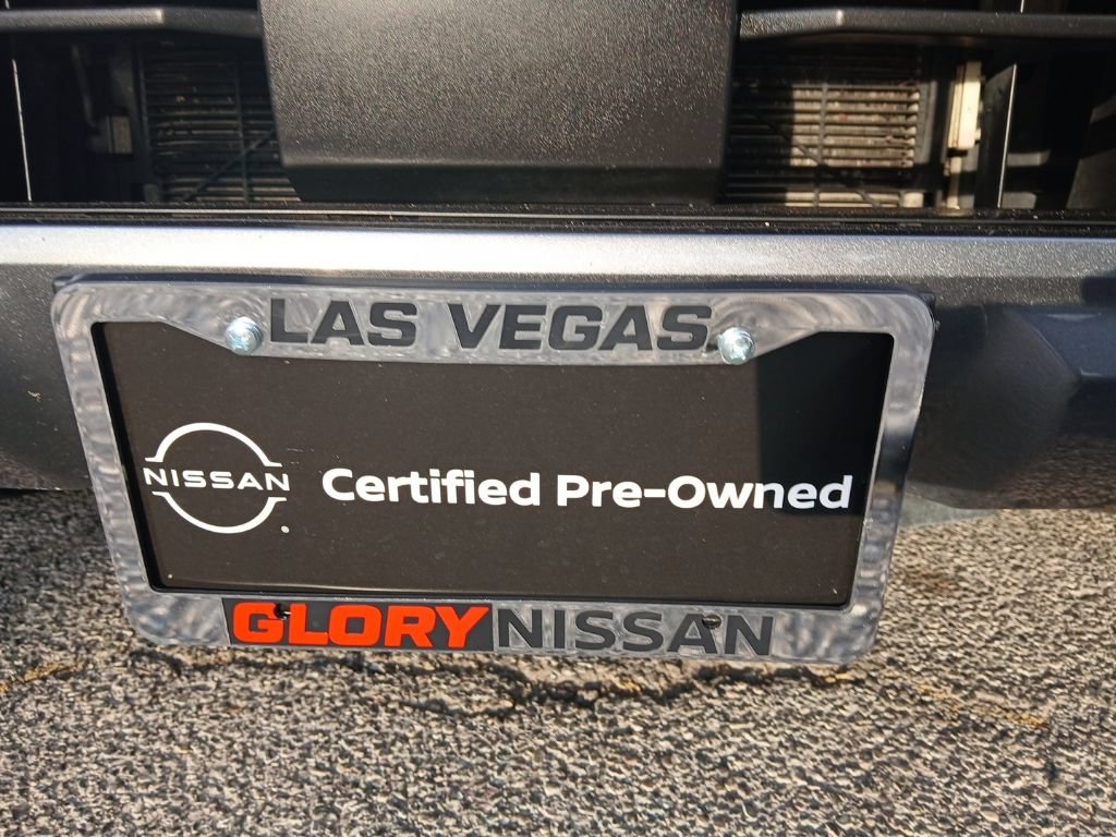 Used 2024 Nissan Armada SV AWD/4WD image 3