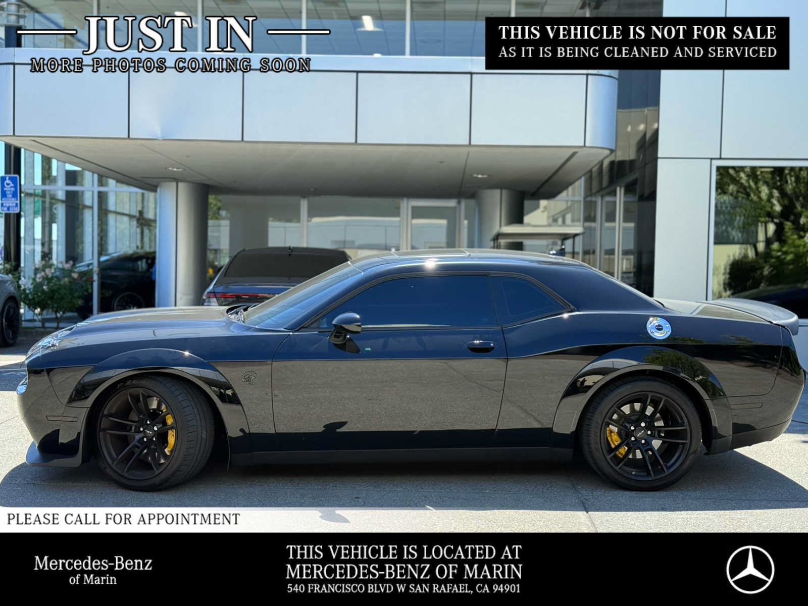 Used 2022 Dodge Challenger SRT Hellcat RWD image 3