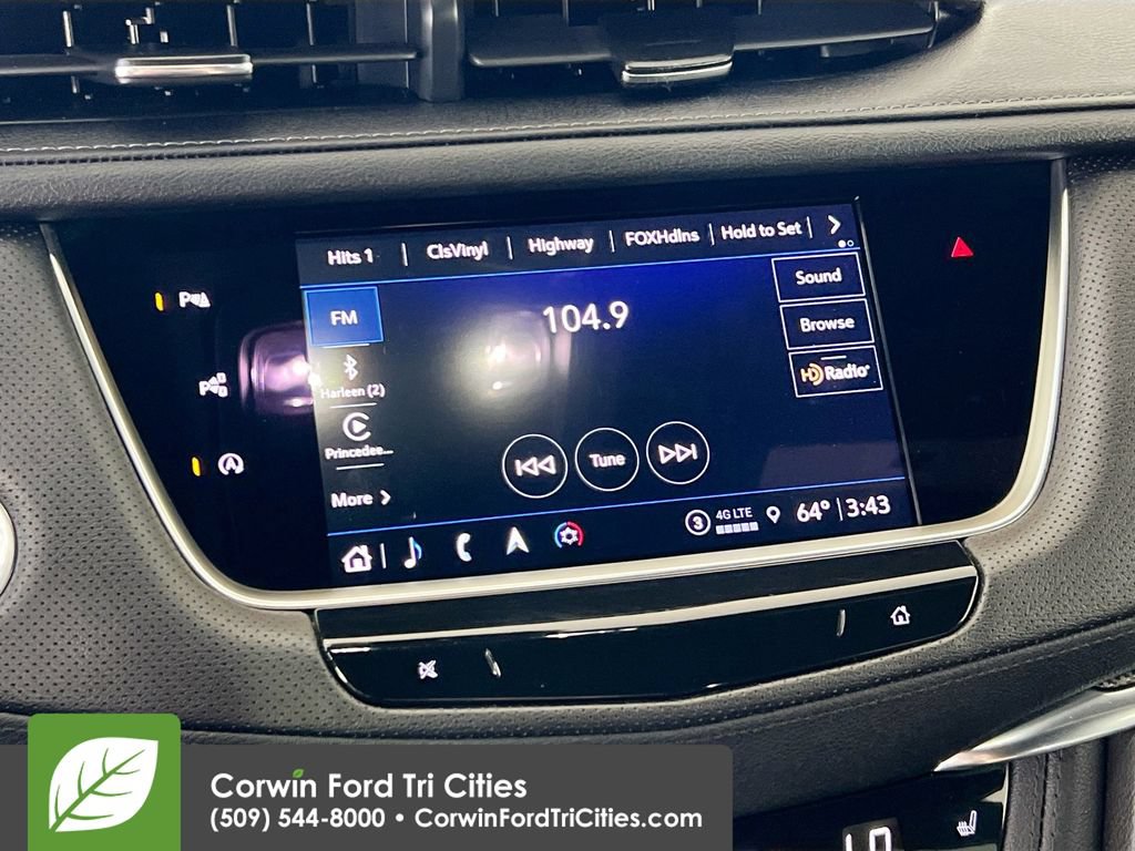 Used 2023 Cadillac XT5 Sportv w/ Technology Package AWD/4WD image 23