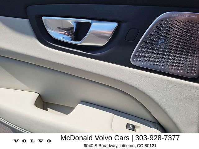 New 2026 Volvo XC60 B5 Ultra w/ Protection Package Premier AWD/4WD image 15