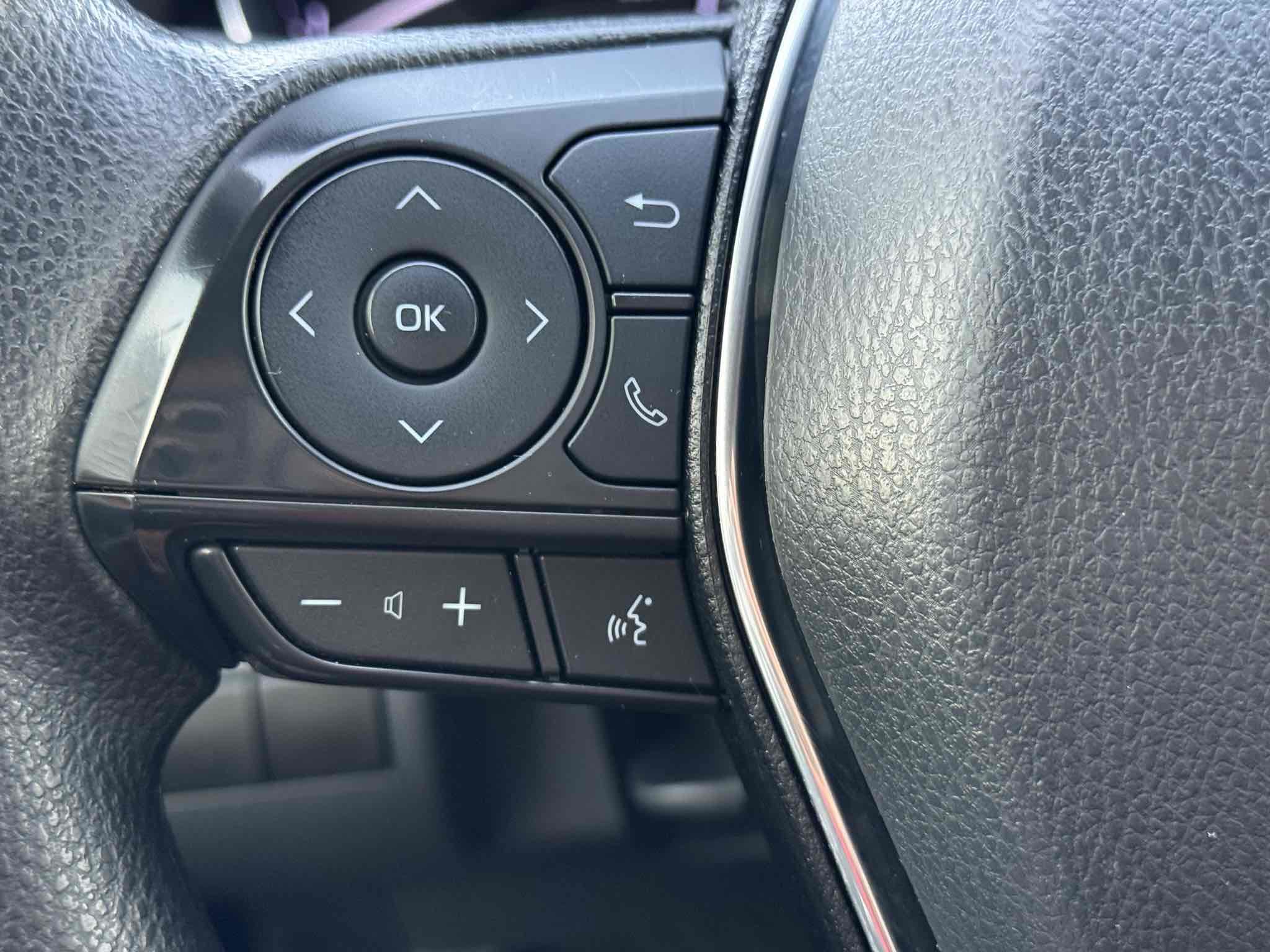 Used 2019 Toyota Camry LE image 95