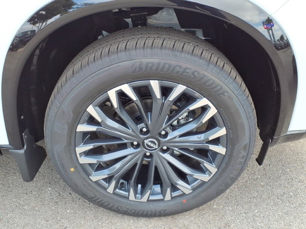 New 2026 Nissan Rogue Platinum AWD/4WD image 3