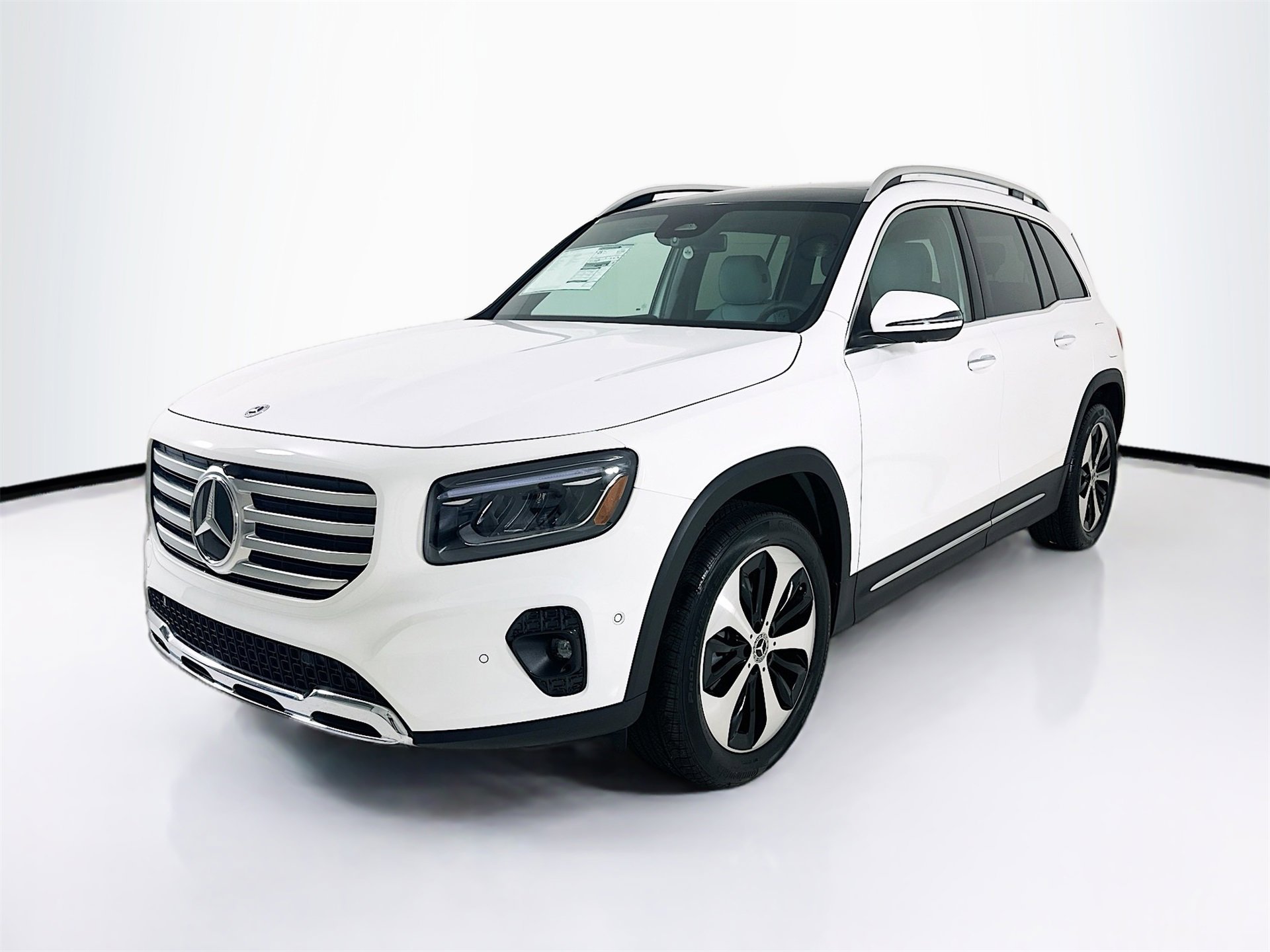 New 2026 Mercedes-Benz GLB 250 image 3