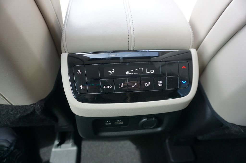 Used 2023 INFINITI QX60 Luxe w/ Cargo Package image 16