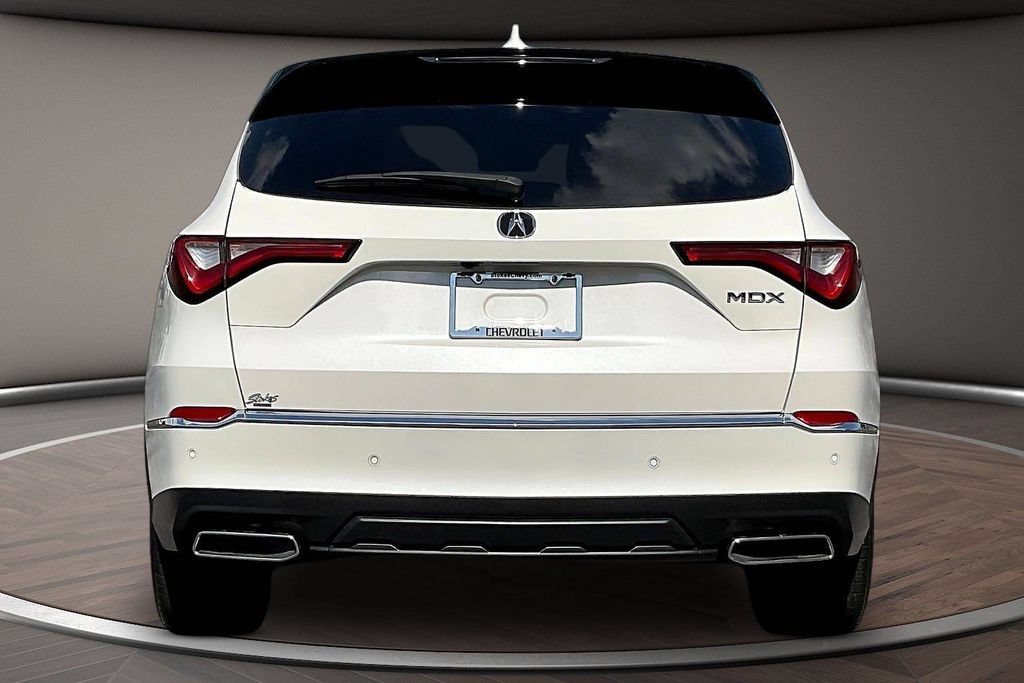 Used 2023 Acura MDX w/ Technology Package FWD image 5