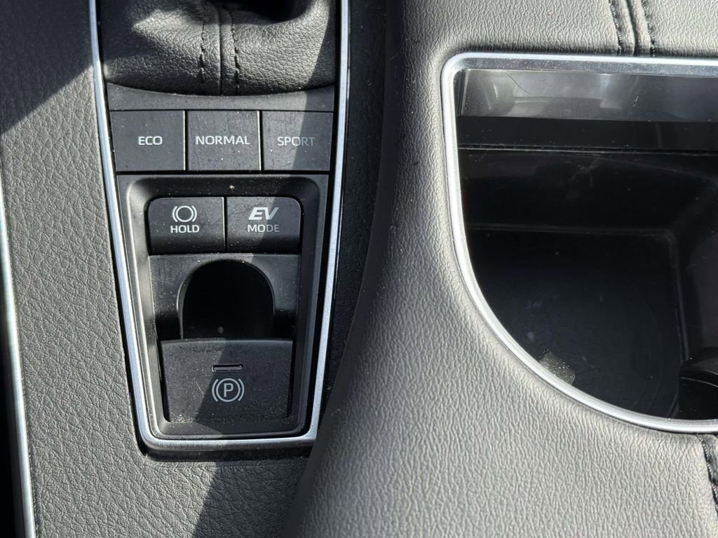 Used 2022 Toyota Avalon XSE w/ Carpet Mat Package (TMS) image 21