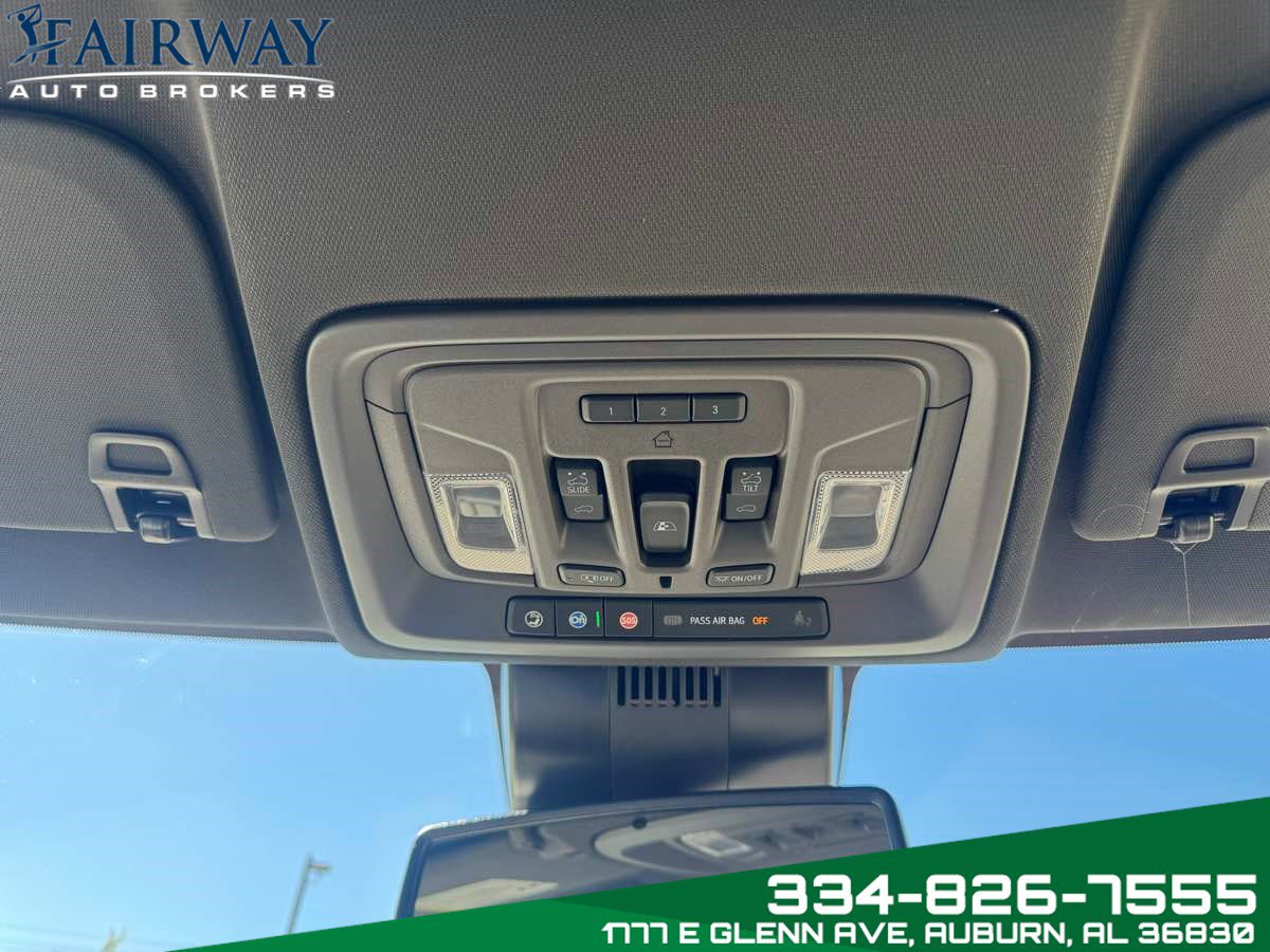 Used 2024 GMC Sierra 1500 SLT w/ SLT Premium Plus Package image 24