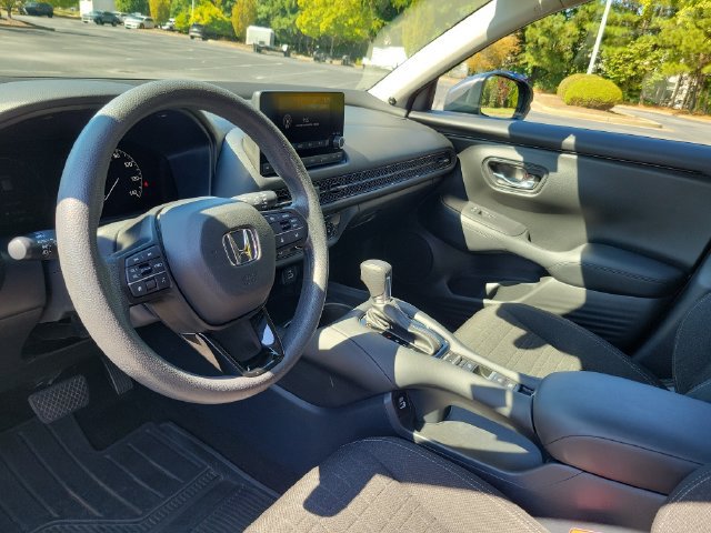 Certified 2023 Honda HR-V LX image 12