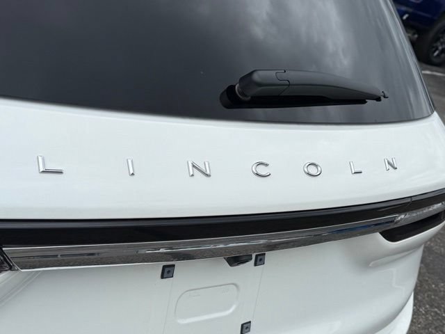 Used 2025 Lincoln Corsair Reserve w/ Equipment Group 202A FWD image 28